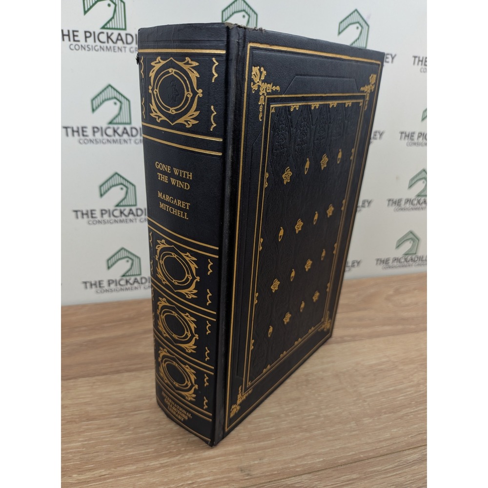 Gone With the Wind Margaret Mitchell International Collectors Library Navy Gold